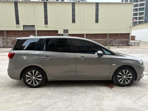 Buick GL6