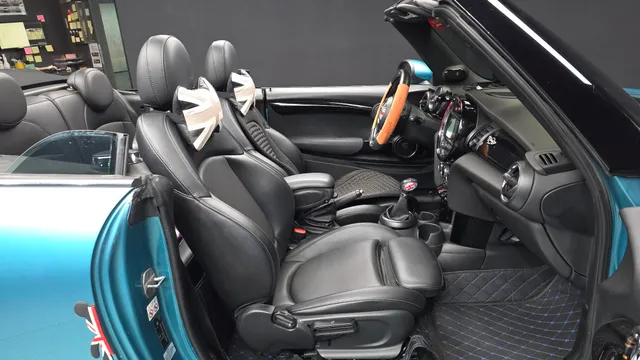 MINI Cooper Convertible