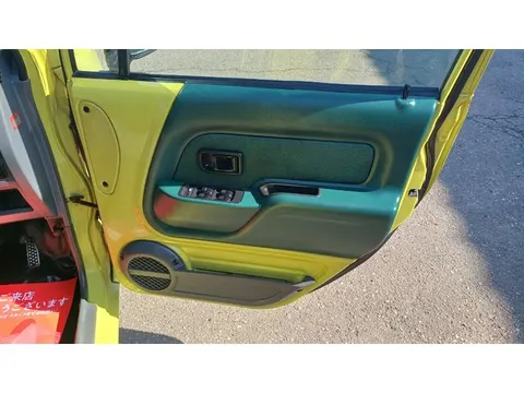Daihatsu Naked