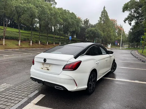 MG MG5