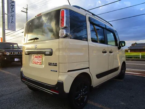 Suzuki Spacia Gear