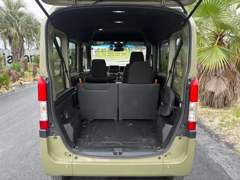 Honda N-VAN Plus Style