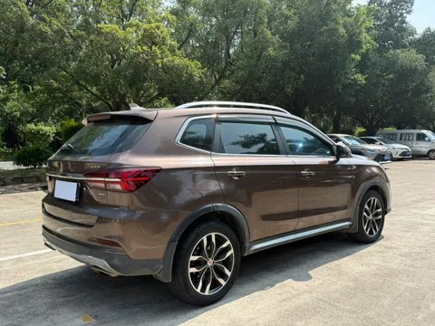 Roewe RX5
