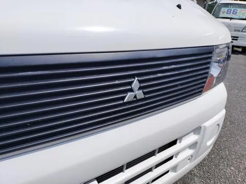Mitsubishi Minicab Truck