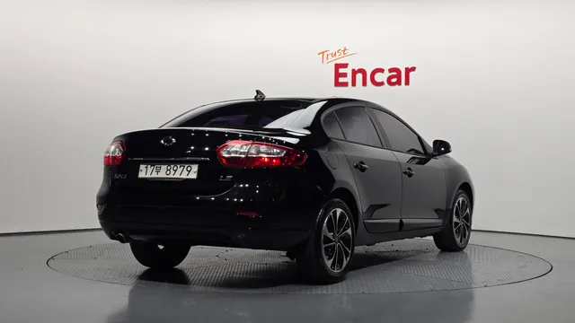 Renault SM3