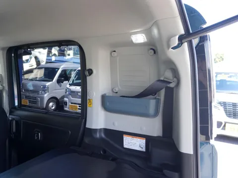 Suzuki Spacia Base