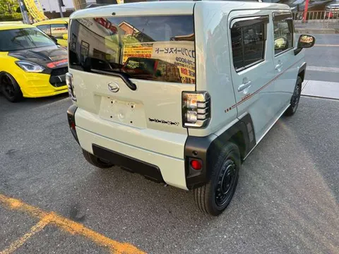 Daihatsu Taft