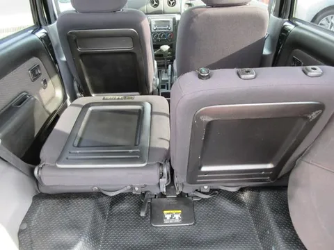 Daihatsu Naked