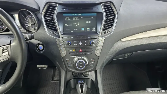 Hyundai Grand Santa Fe (Maxcruz)