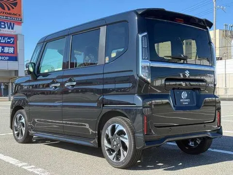 Suzuki Spacia Custom