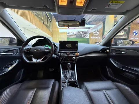 Hyundai Festa