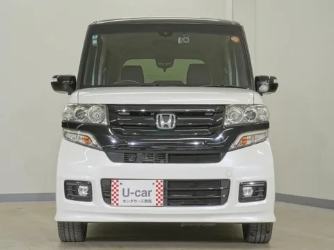 Honda N-BOX Custom