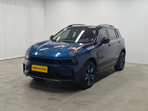 Lynk & Co 01