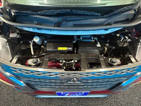 Mitsubishi eK X Space