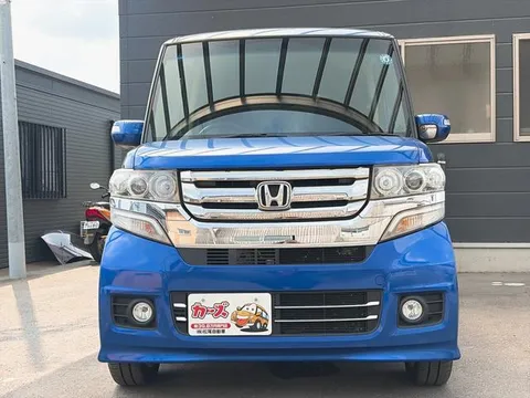 Honda N-BOX Custom