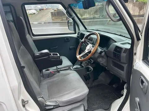 Mitsubishi Minicab Van
