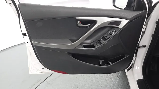 Hyundai Elantra (Avante)
