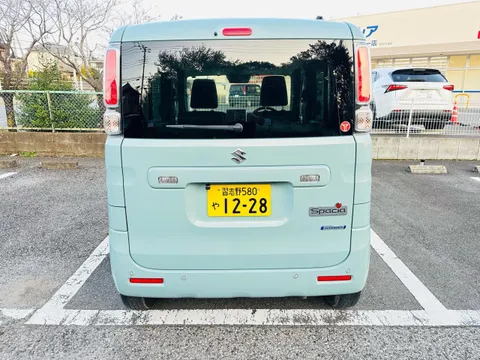 Suzuki Spacia