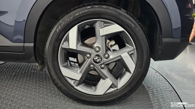 Hyundai Venue