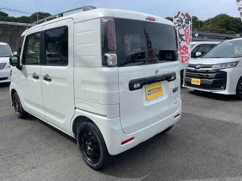 Suzuki Spacia Base