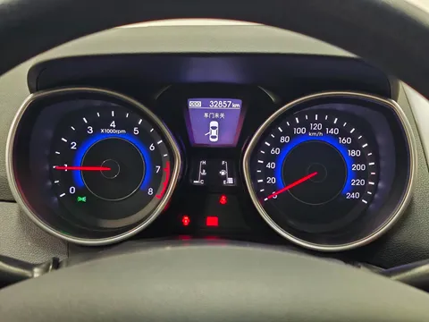 Hyundai Elantra (Avante)