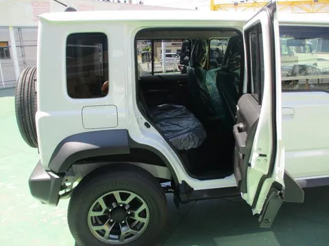 Suzuki Jimny Nomade