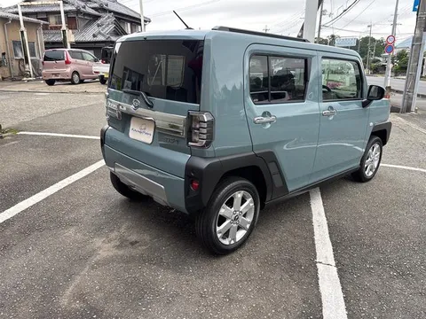 Daihatsu Taft