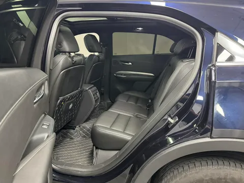 Cadillac XT4