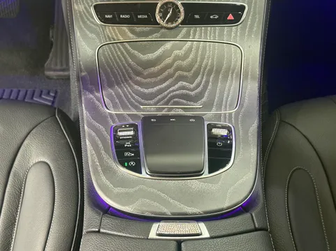 Mercedes-Benz Mercedes-Benz CLS