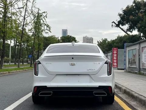 Cadillac CT4
