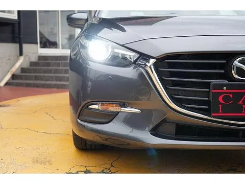 Mazda Axela Sport