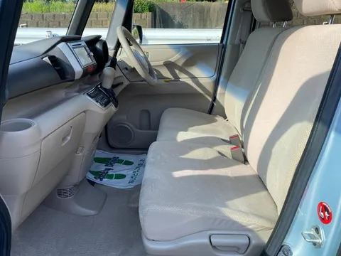 Honda N-BOX Plus
