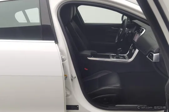 Jaguar XEL