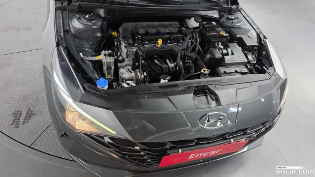 Hyundai Elantra (Avante)
