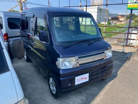 Mitsubishi Minicab Van