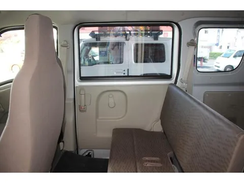 Mitsubishi Minicab Van