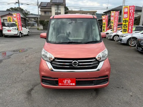 Nissan Dayz Roox