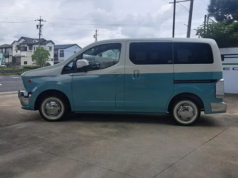 Nissan Vanette