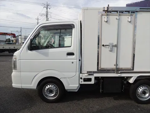 Nissan Clipper Truck