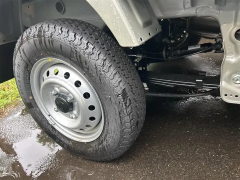 Suzuki Carry Track