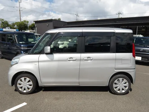 Suzuki Spacia
