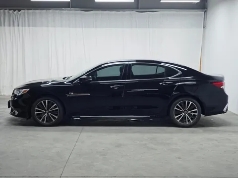 Acura TLX-L