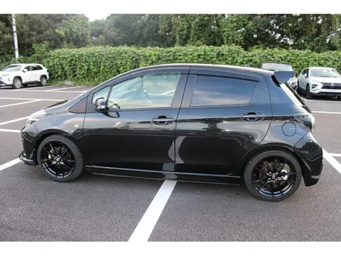 Toyota Yaris (Vitz)