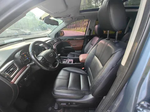 Gac GS8