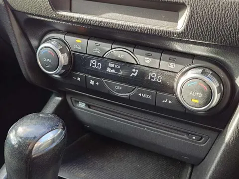Mazda Axela Sport