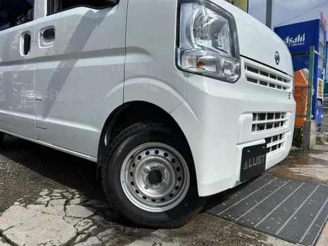 Nissan Clipper