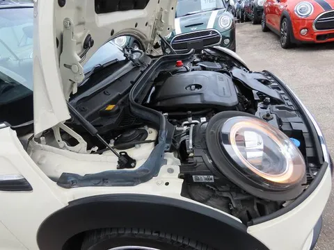 MINI Cooper Convertible