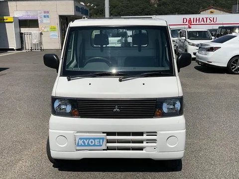 Mitsubishi Minicab Truck