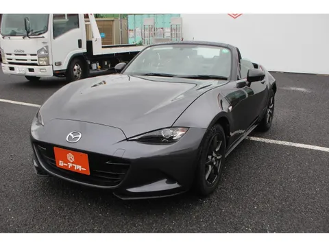 Mazda MX-5 (Roadster)