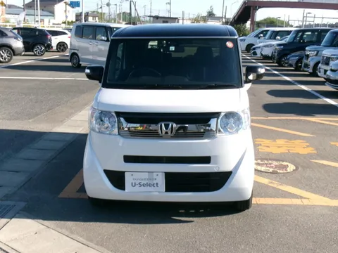 Honda N-BOX Slash